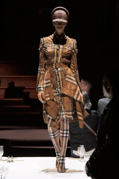 Look 2
